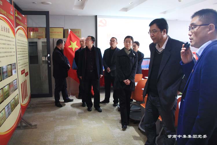 �T���L��